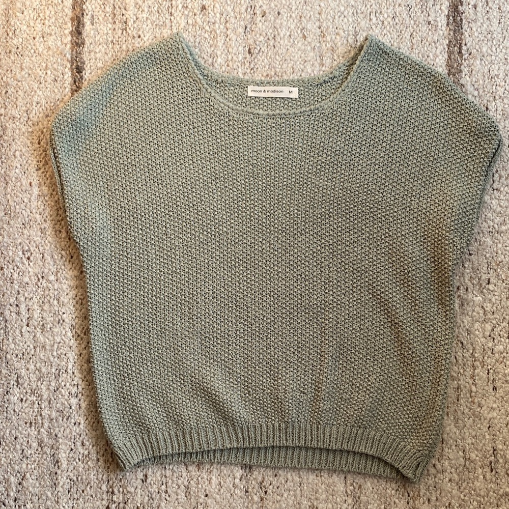 Moon & Madison Soft Green Crew Neck Sweater